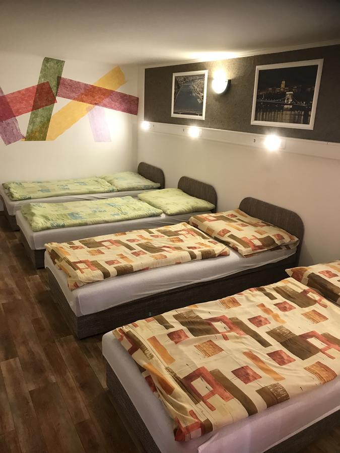 Opera Hostel บูดาเปสต์ ภายนอก รูปภาพ